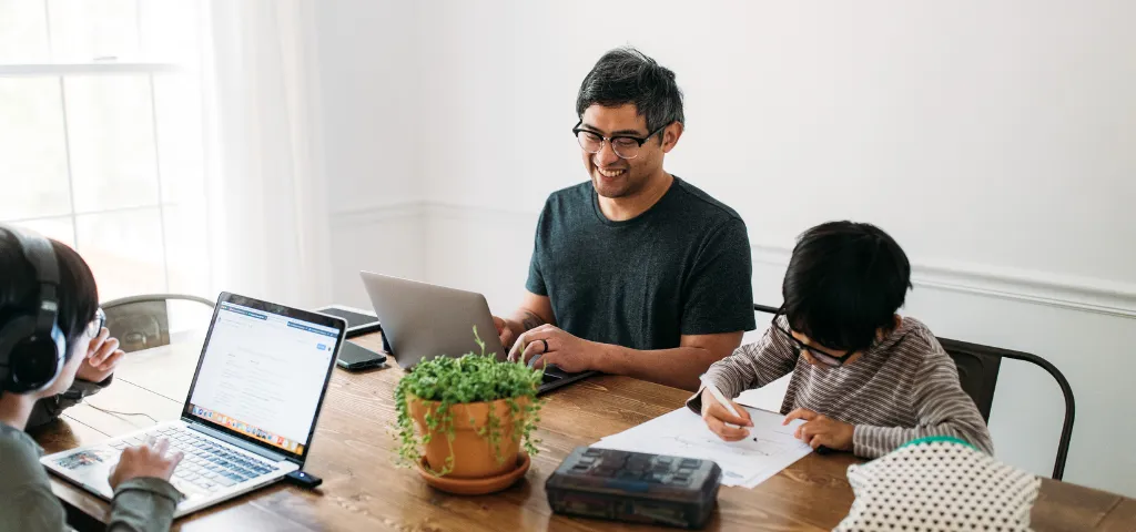 Facing a Coronavirus School Closure? How to Work From Home While Your Kids are Learning From Home