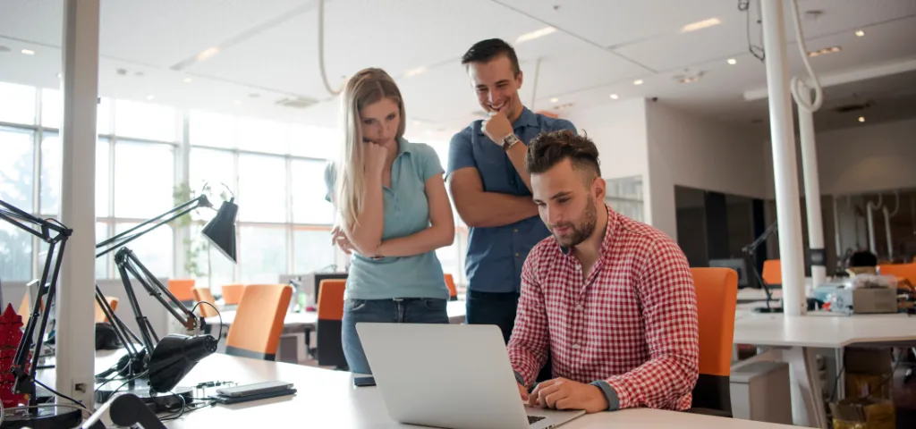 Why You Should Pursue an Internship in College