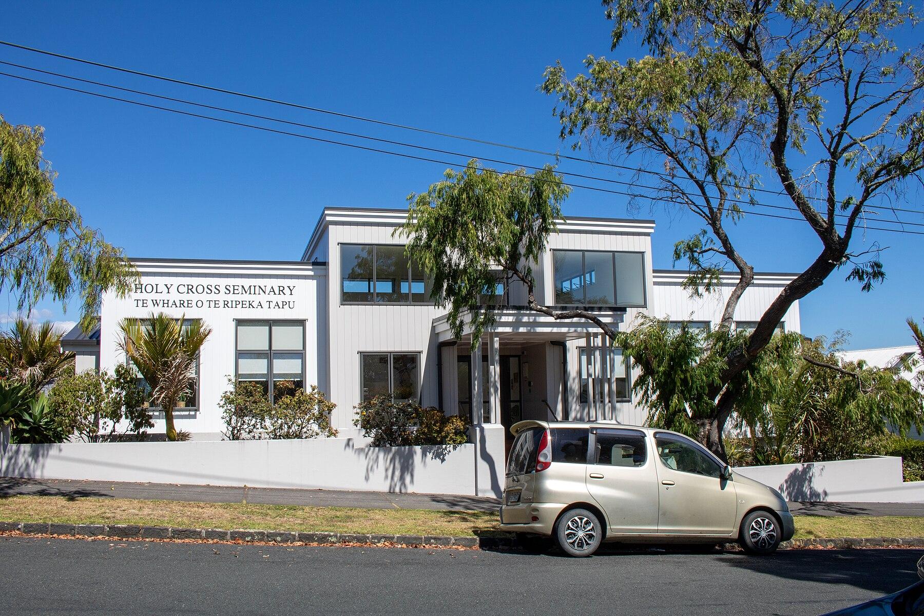 Holy Cross Seminary, Ponsonby