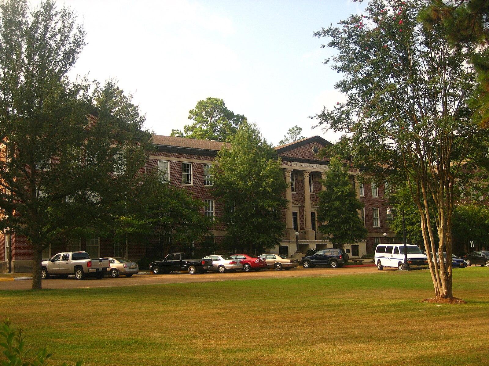 Alexandria Hall, Louisiana College IMG 1100