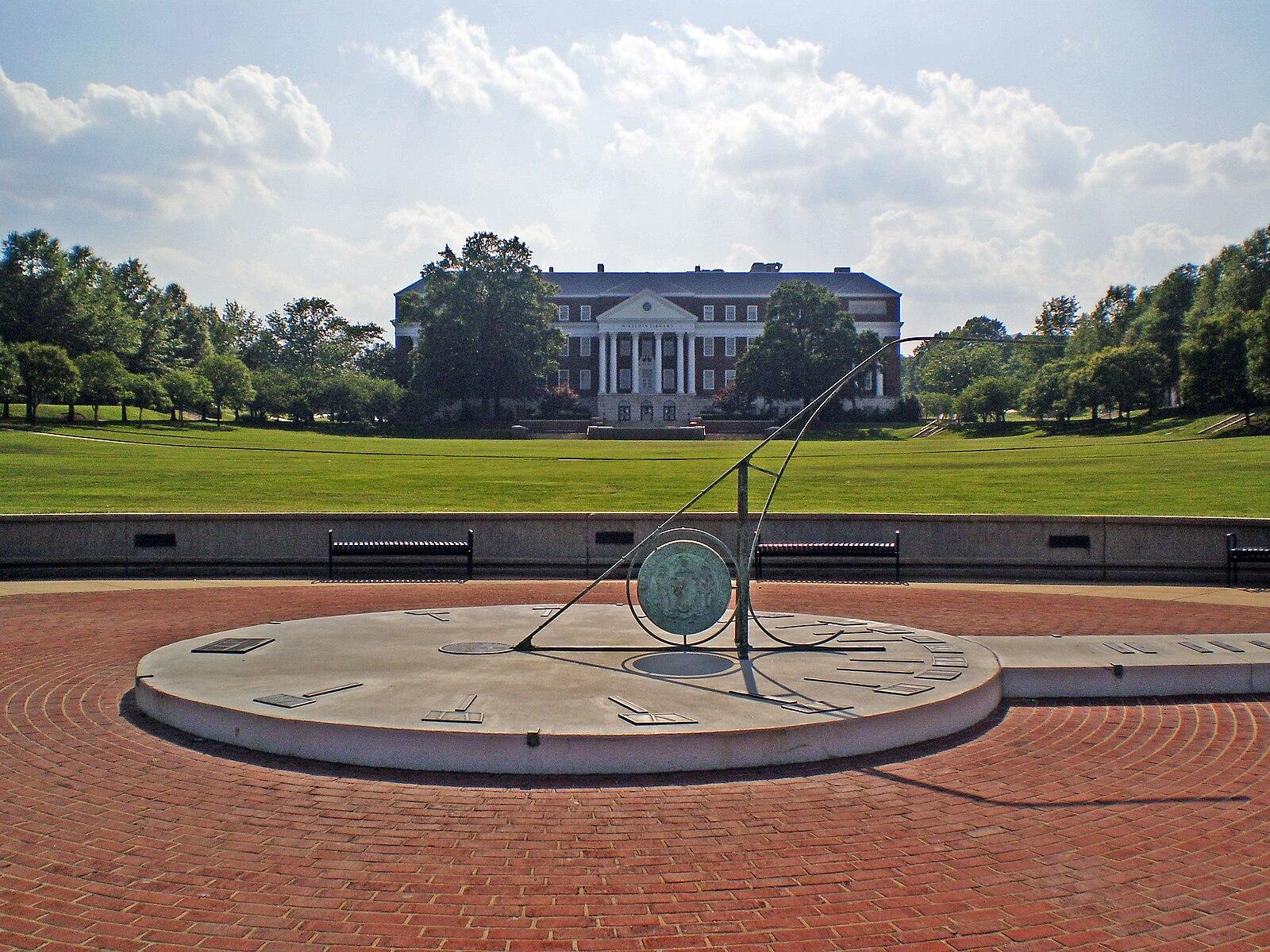 UMD McKeldin sundial