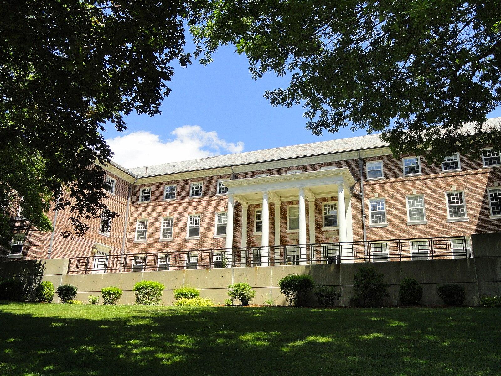Horace Mann Hall - Framingham State University - DSC00379