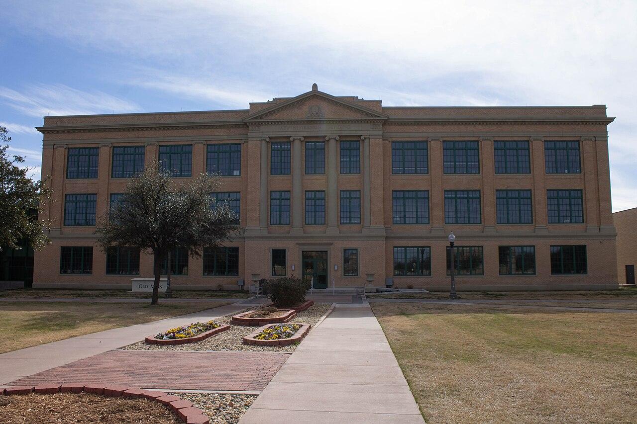 McMurry_University_Administration_Building.jpg