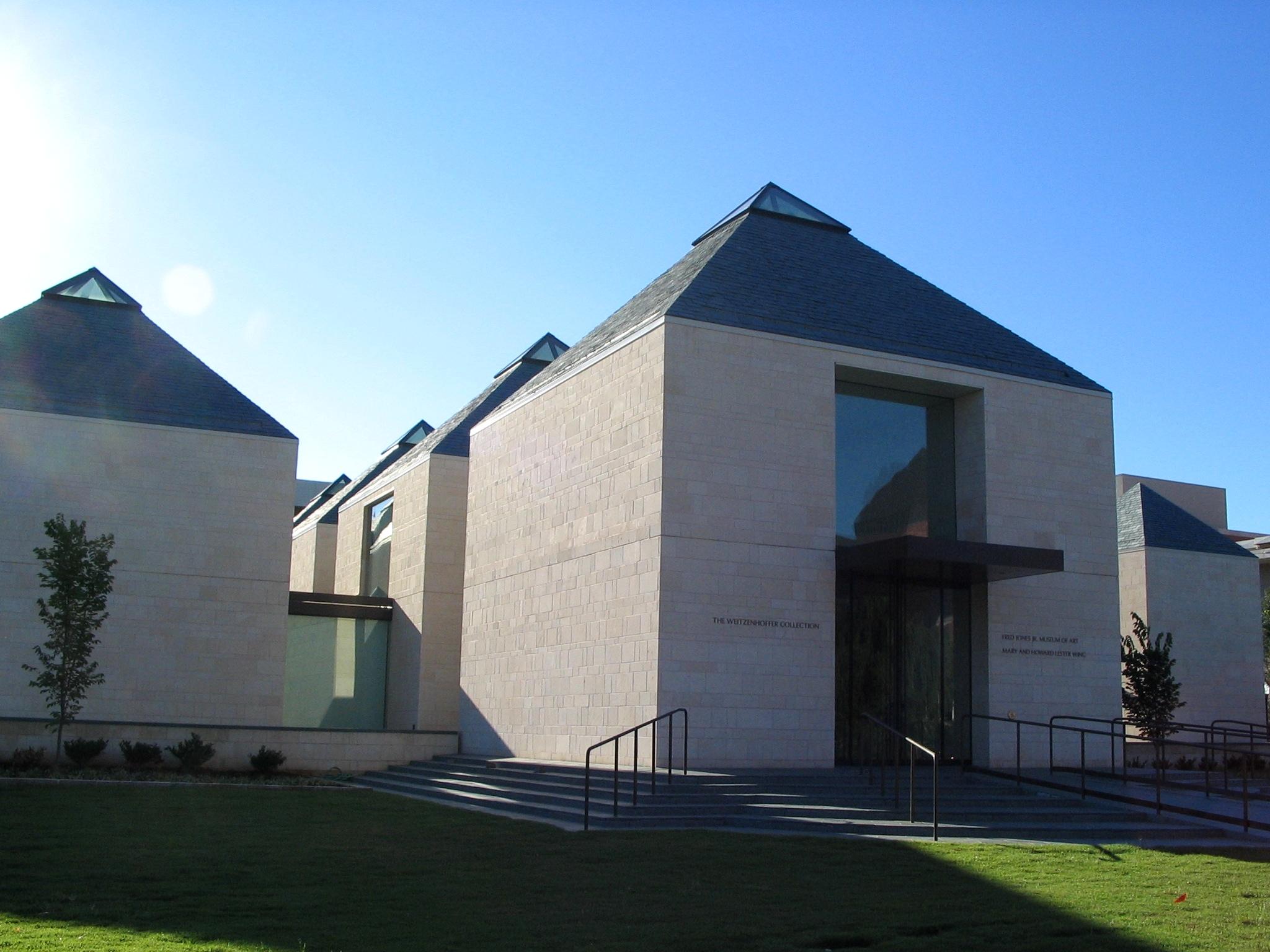 Picture of Fred Jones Museum of Art in Norman, OK