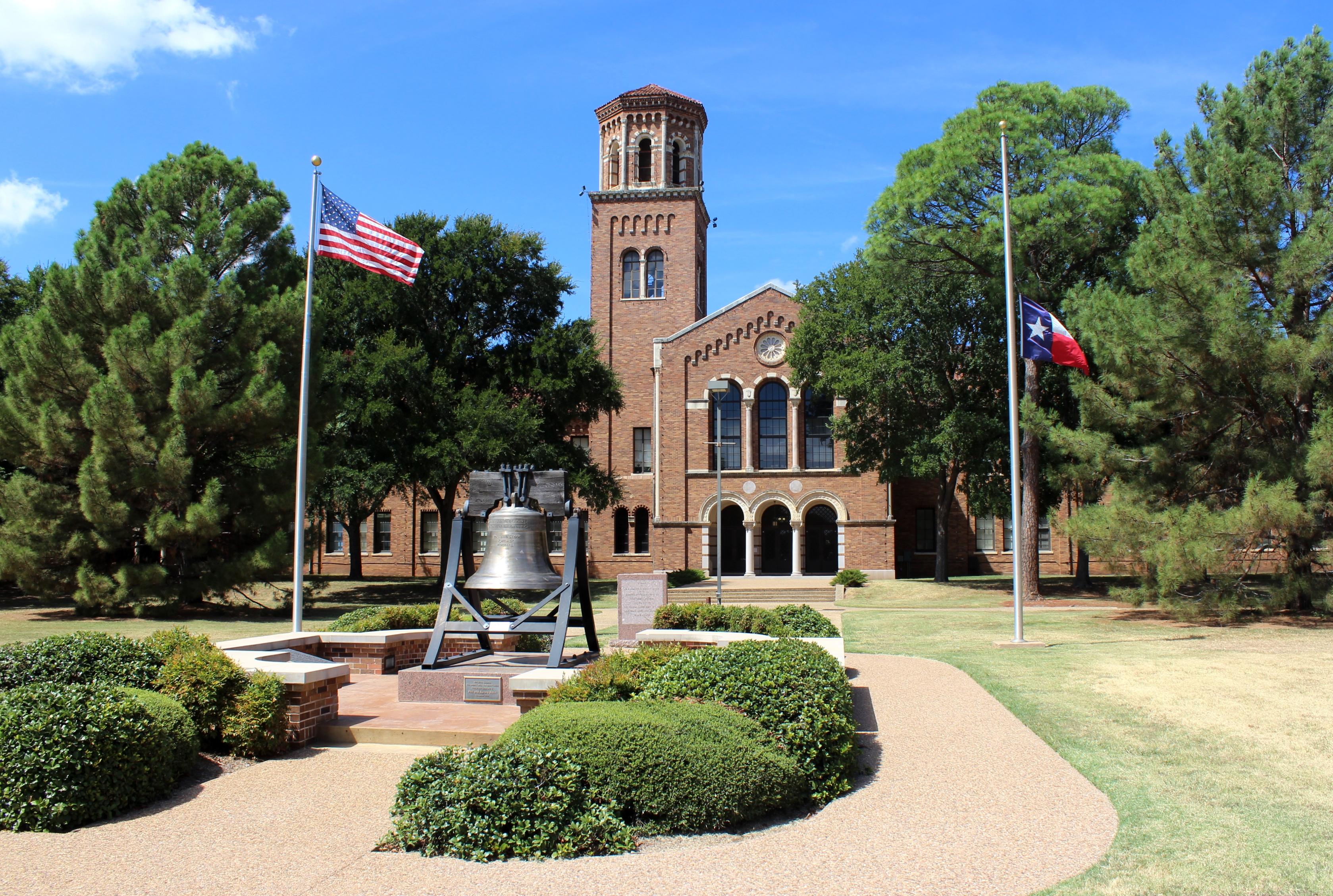 Hardin Administration Building at Midwestern State University in Wichita Falls, Texas.