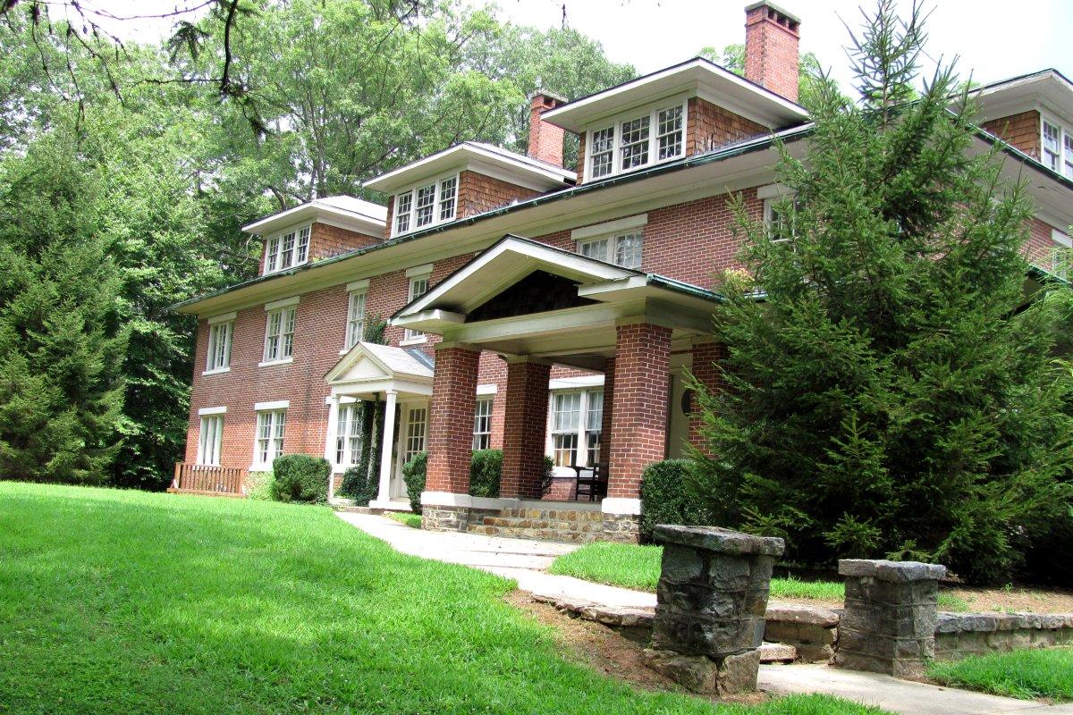 Brevard College, Ross Hall