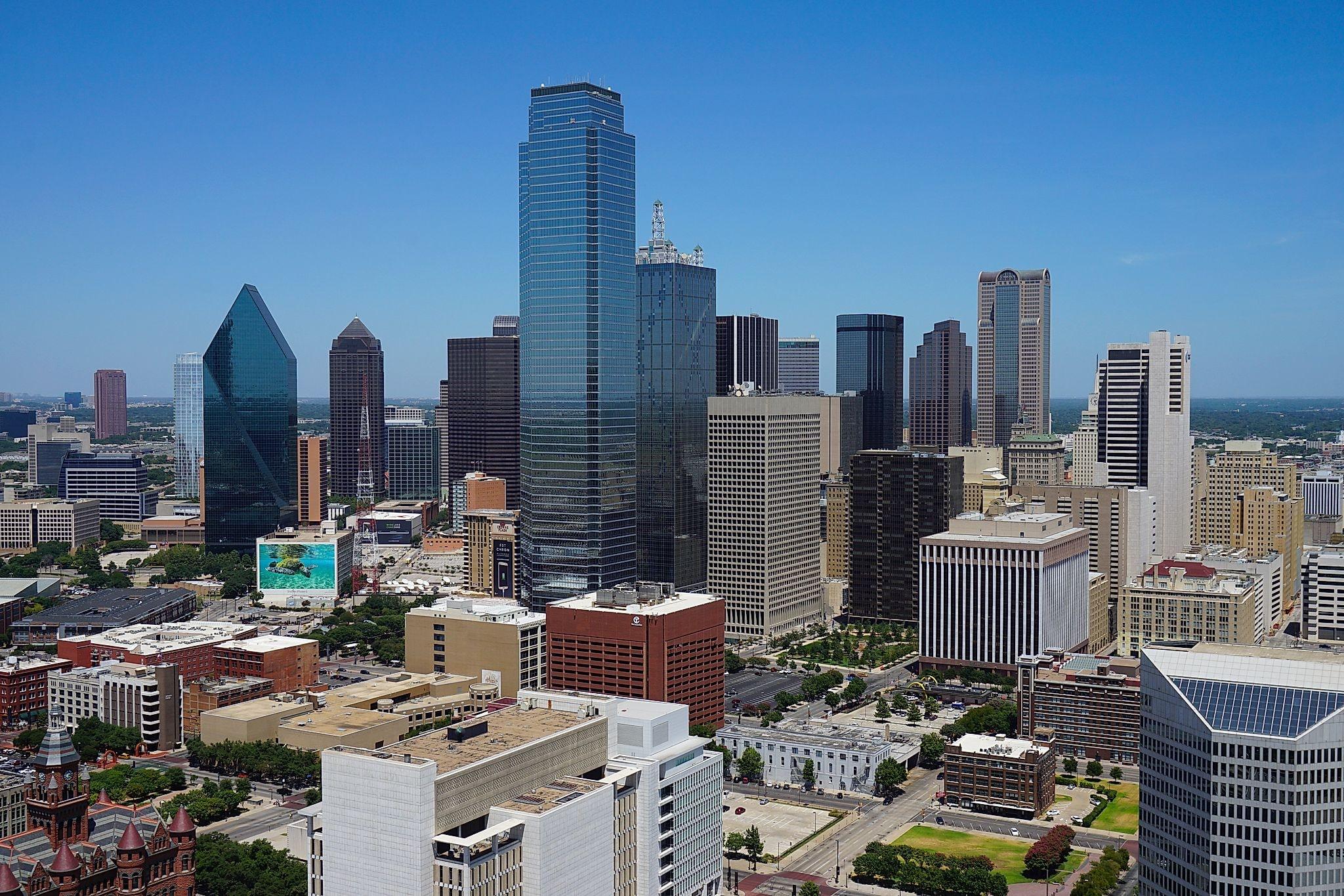 A view of the Dallas skyline from the GeO-Deck of Reunion Tower in Dallas , Texas ( United States ).