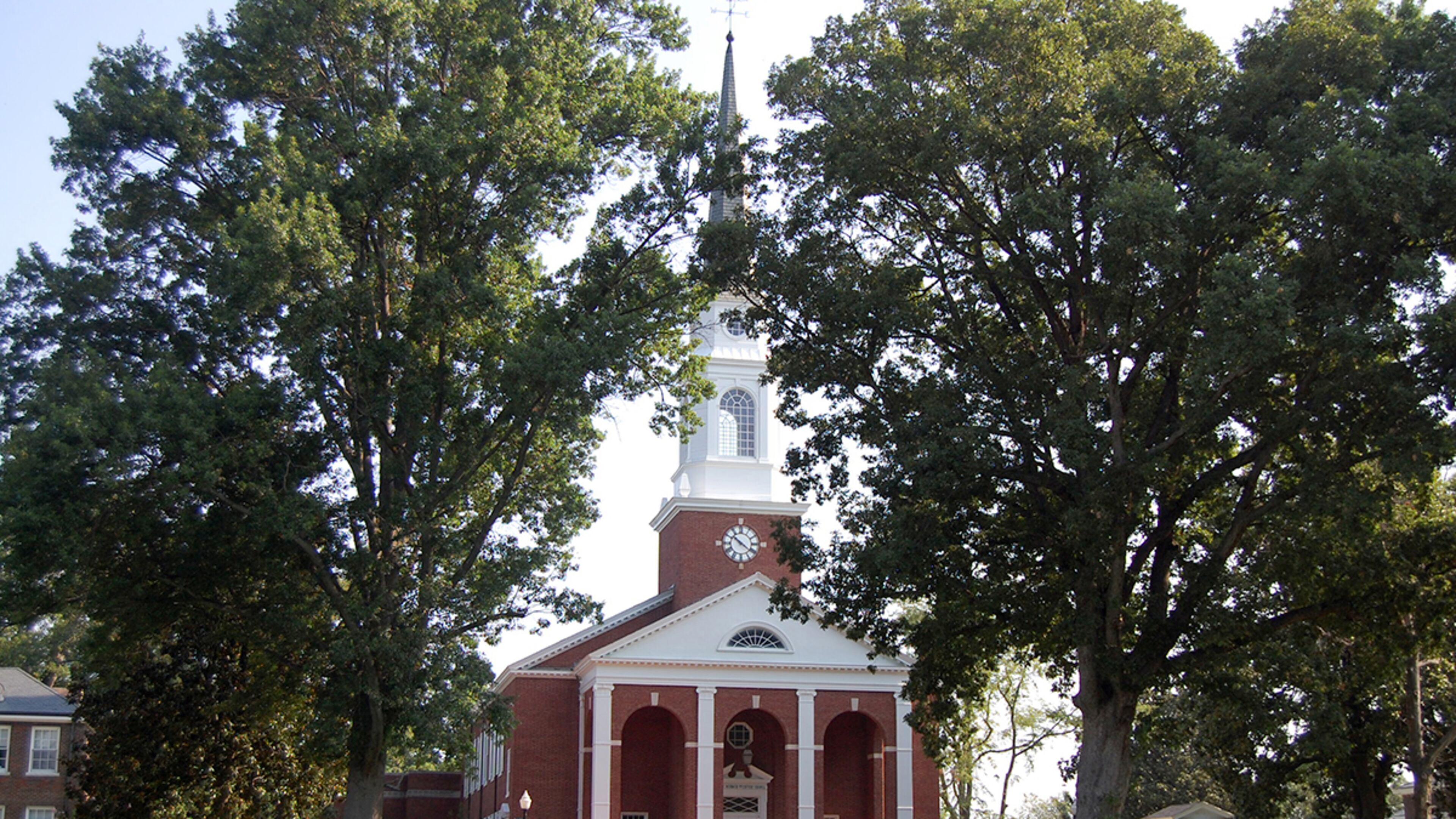 Bennett College on verge of collapse after losing accreditation