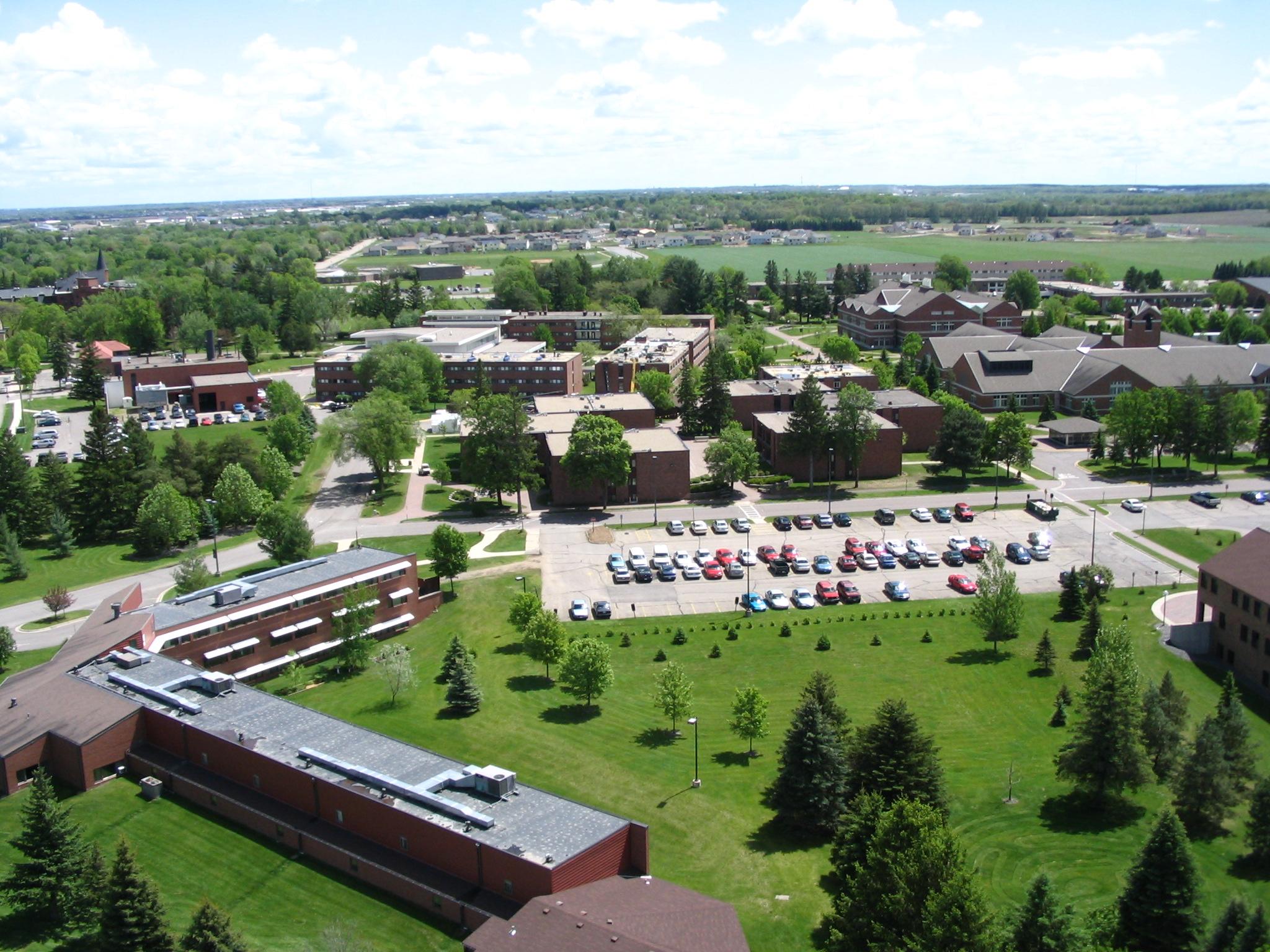 College of St. Benedict | CSB - Requirements + Data | CollegeVine