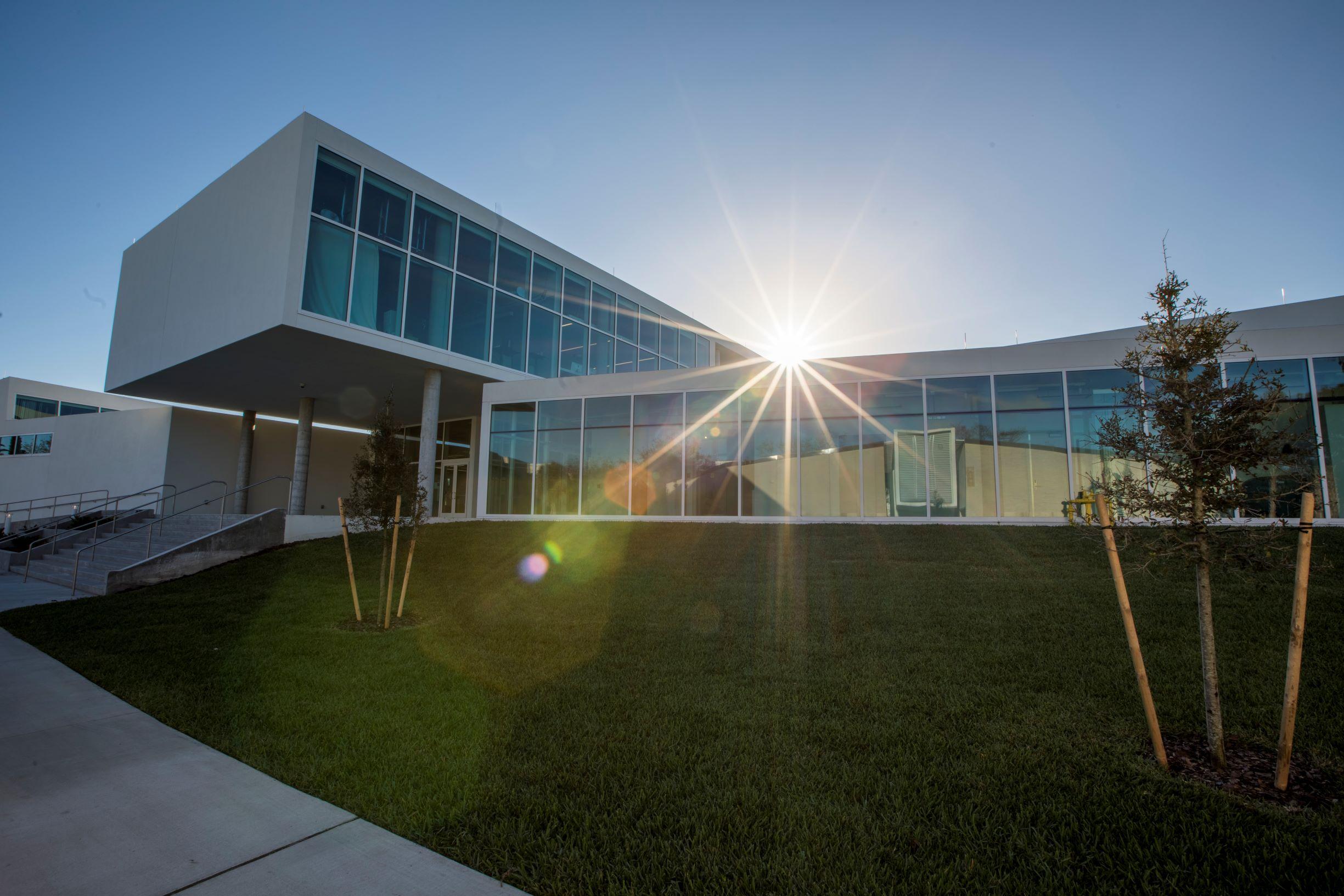 Eckerd College's new visual arts center: A campus masterpiece | Pennoni