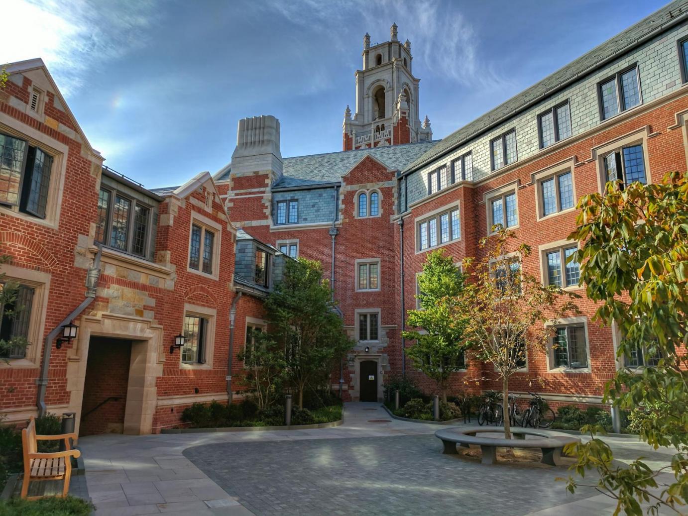 Photos of the College | Benjamin Franklin College