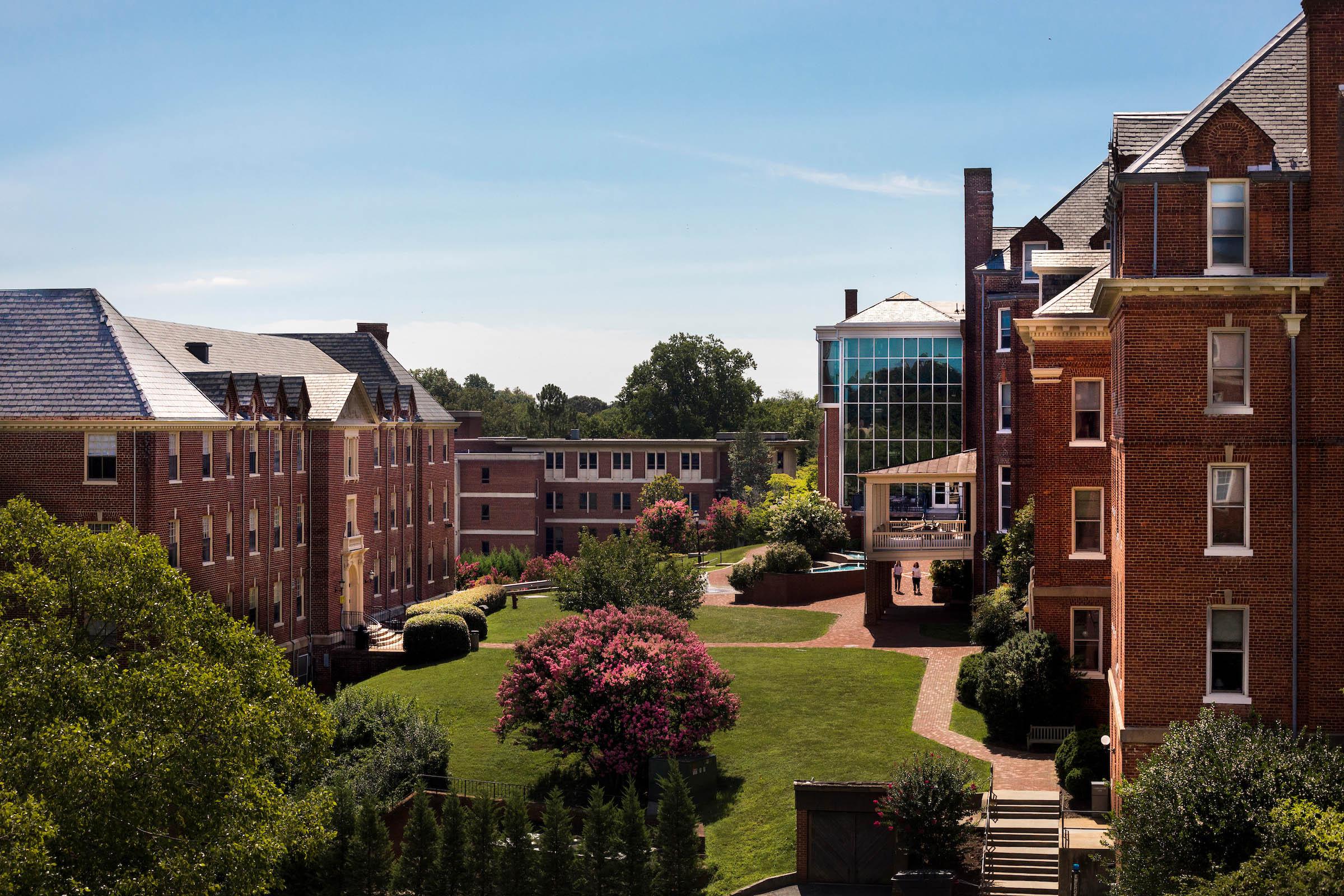 Sophomore Experience Program - Student Life at Randolph College