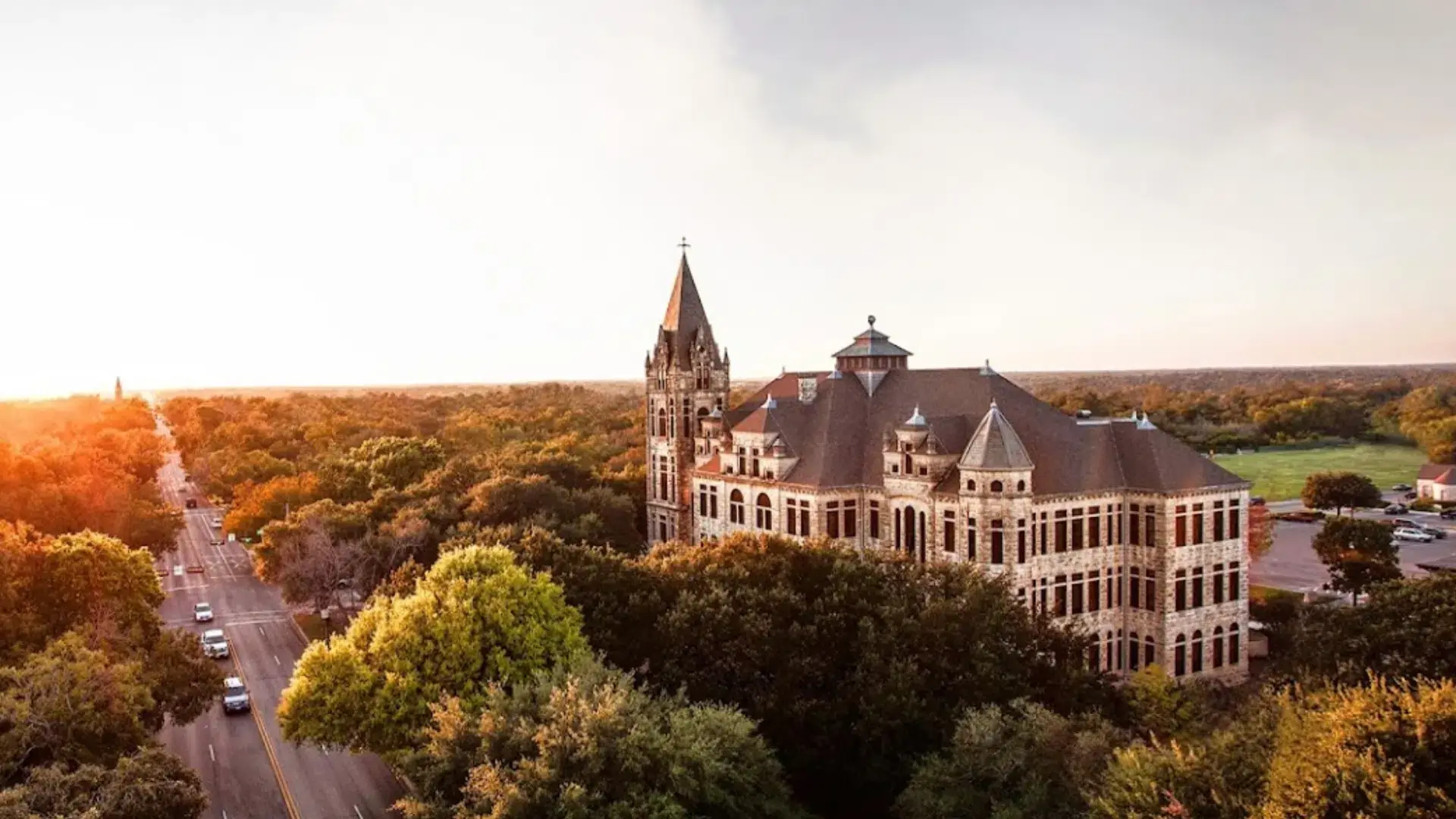 Southwestern University Named Money's 2023 Best Colleges | Hello Georgetown