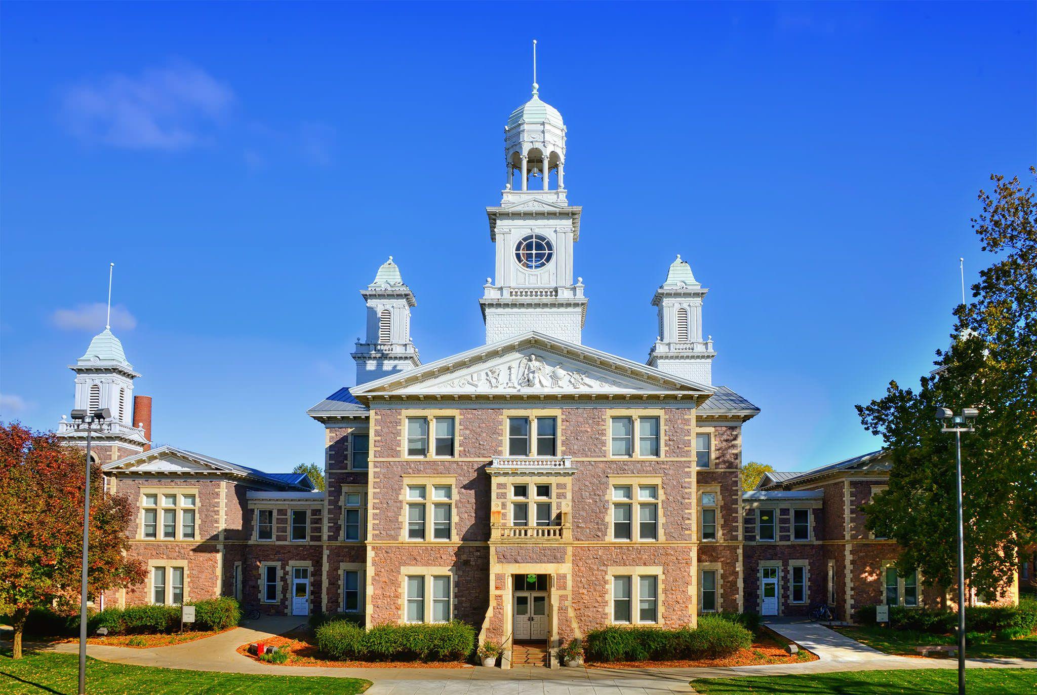 University of South Dakota (Minneapolis, Minnesota, USA)