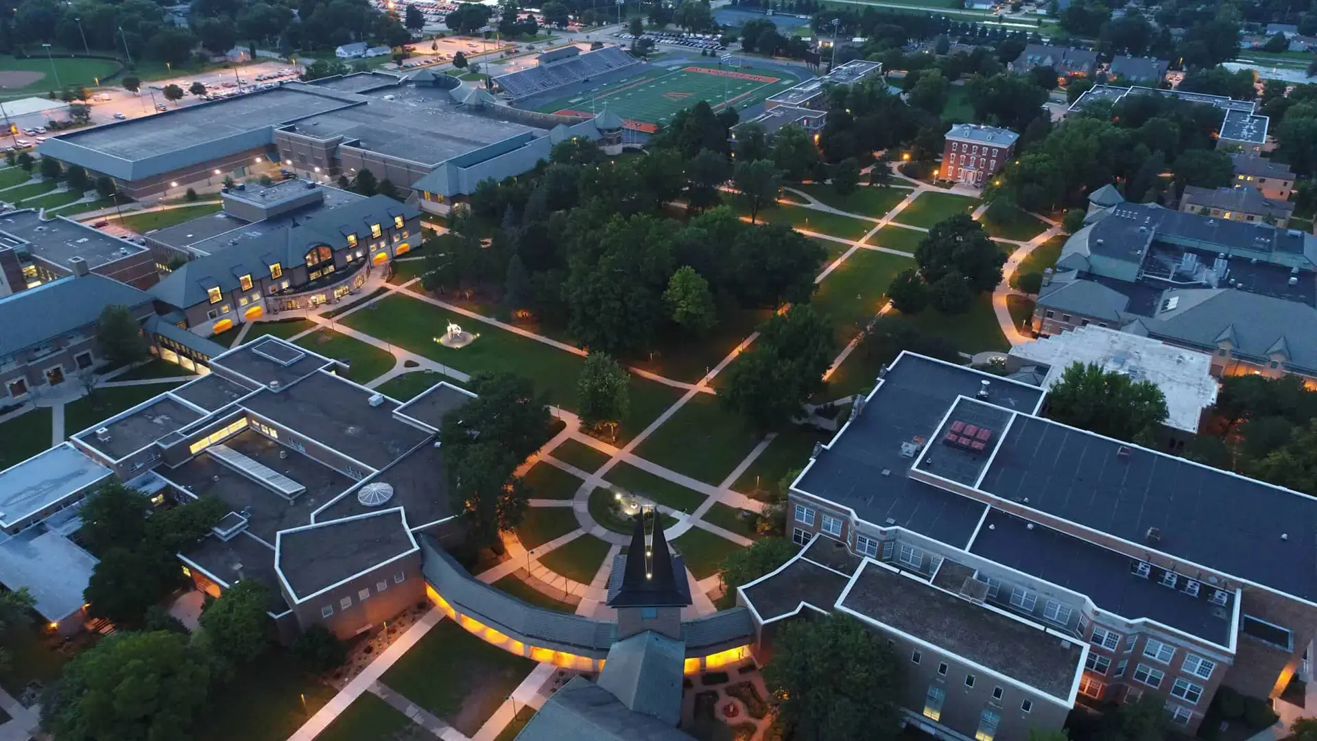 Visitor Parking & Directions | Wartburg College