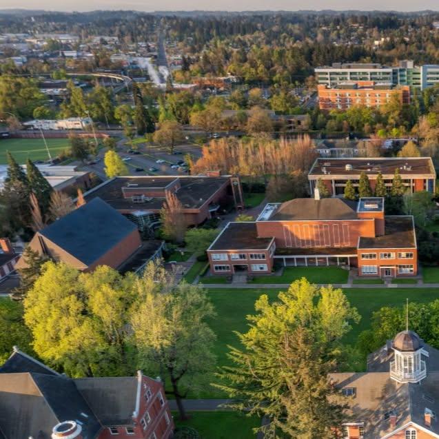 What if you could walk across our campus without leaving home? 💭 Now you can. Our brand-new Willamette University Virtual Tour lets you explore academic buildings, residence halls, athletic facilities, and all