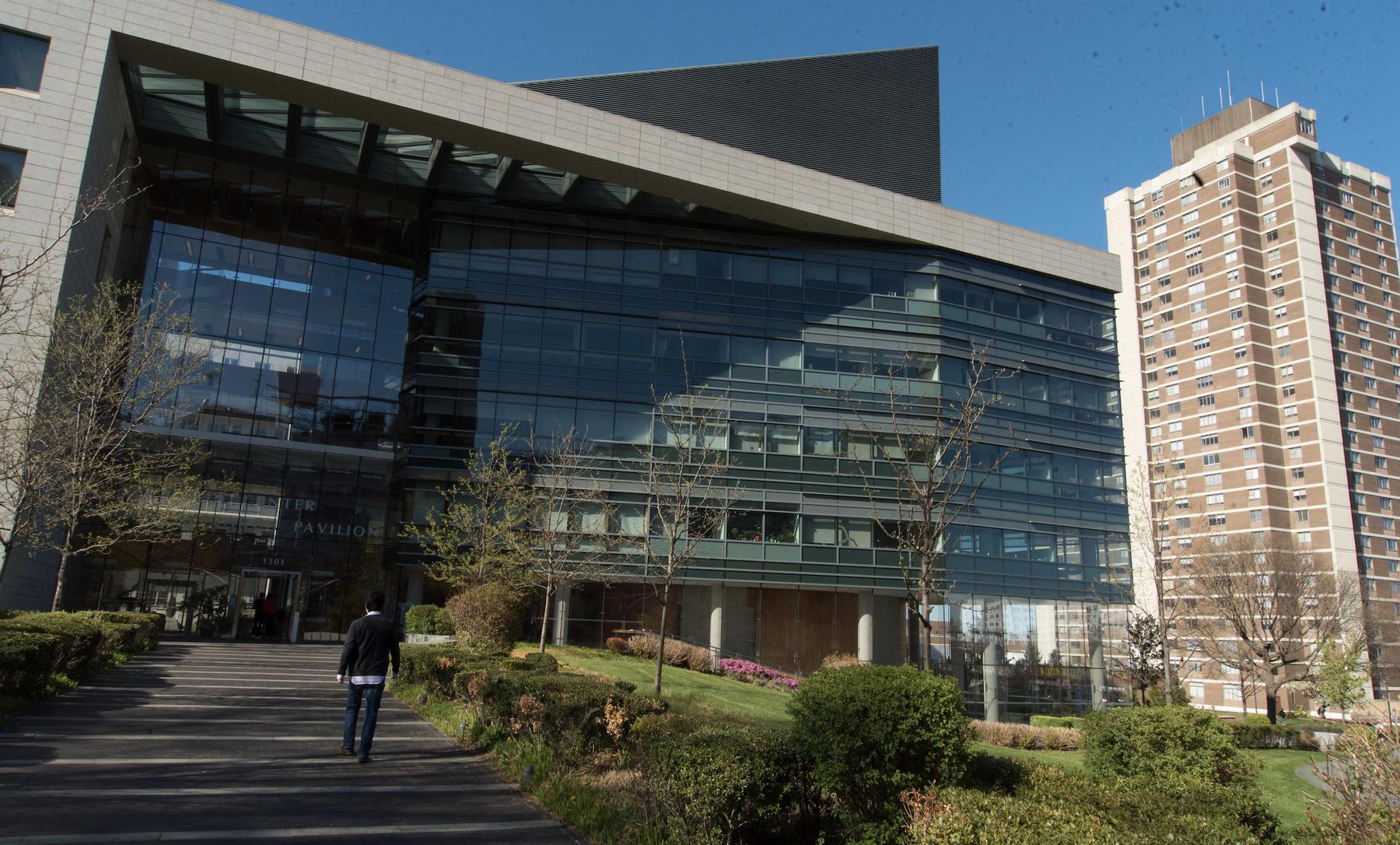 Yeshiva University - Requirements + Data | CollegeVine