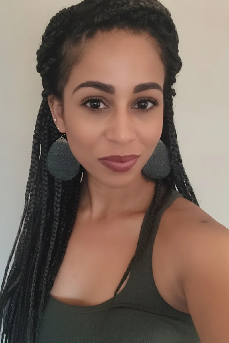 Mia