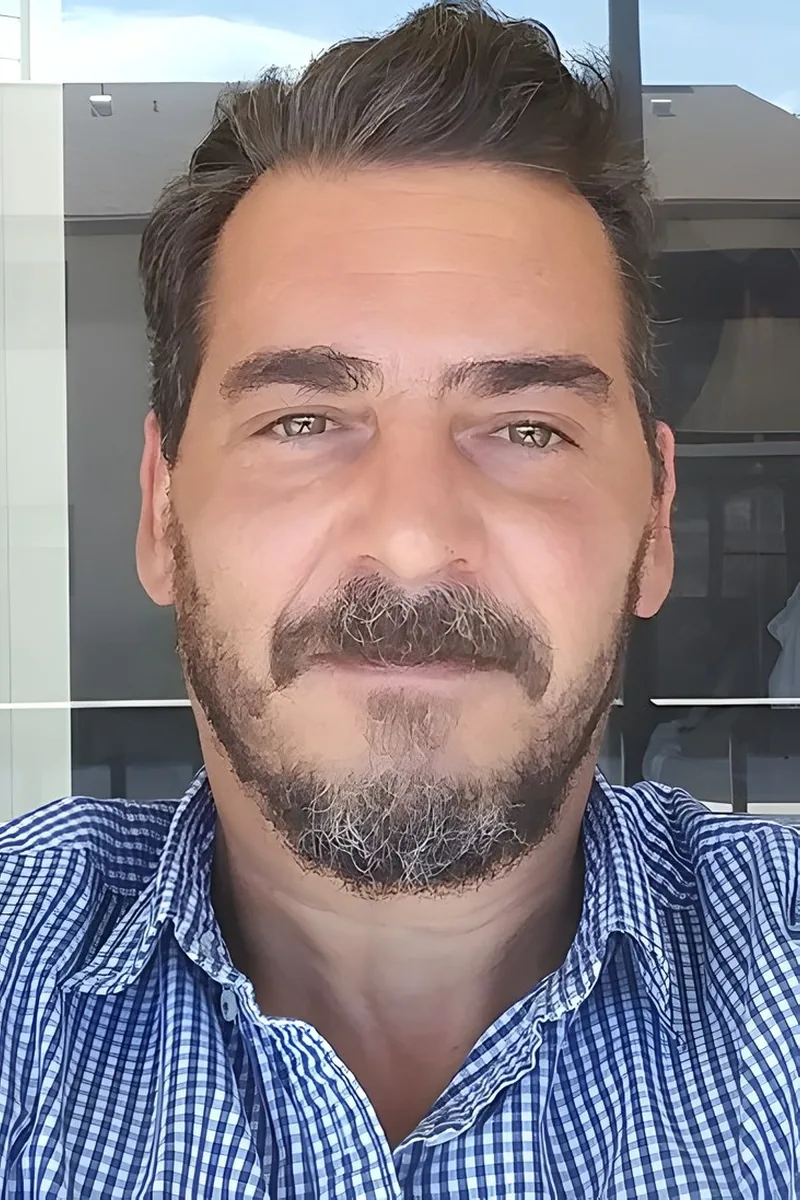Manuel