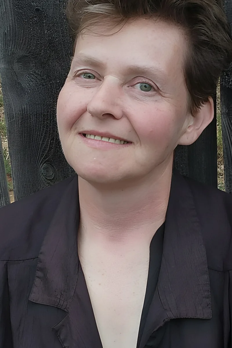 Suzanne