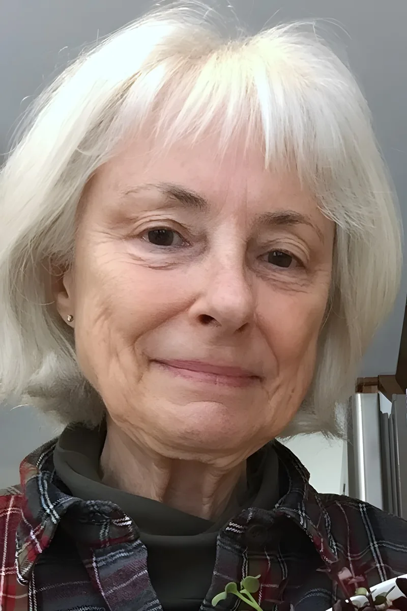 Julia R.