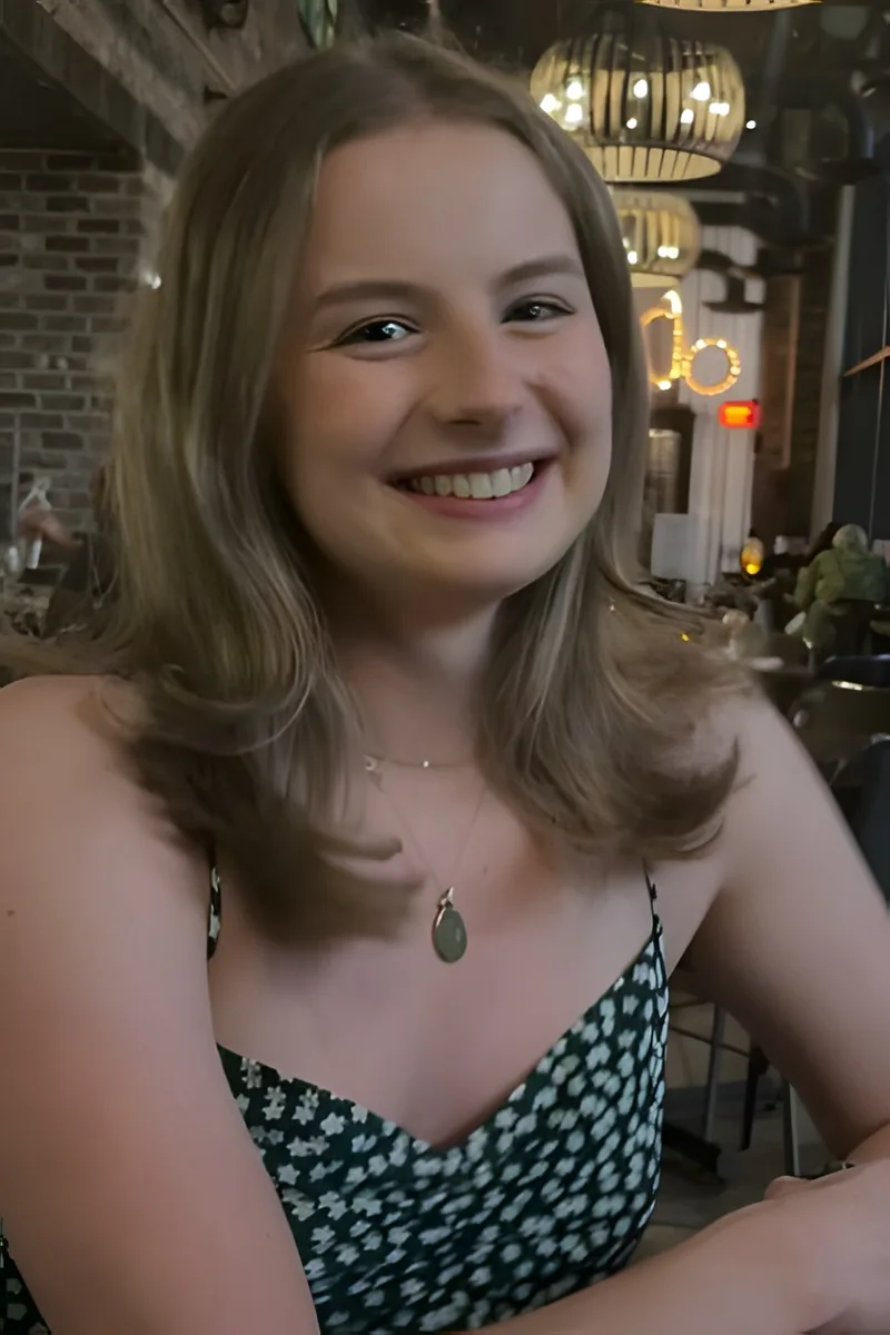 Ava